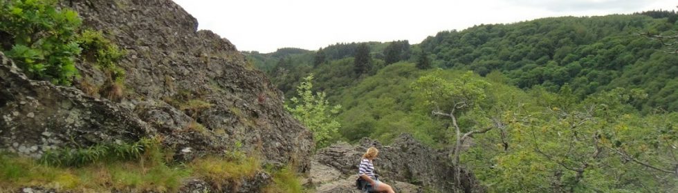 Geniet van de natuur in Les Ondes, ontdek spectaculaire rotsen met panoramische zichten of wandel naar het rotsmassief van "Le Herou".